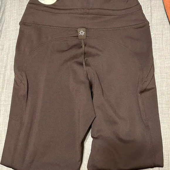 NWT OFFLINE High rise warm up jogger leggings - Picture 2 of 8